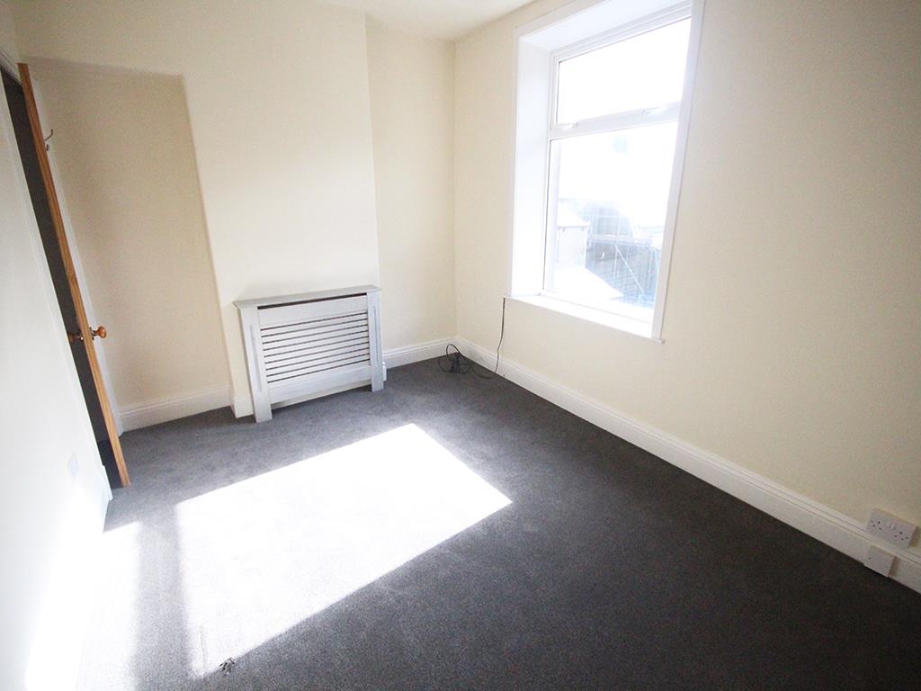 2 bedroom end terrace house To Let in Barnoldswick - IMG_4181.jpg